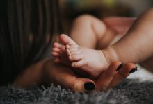 sečenje bebinih noktiju